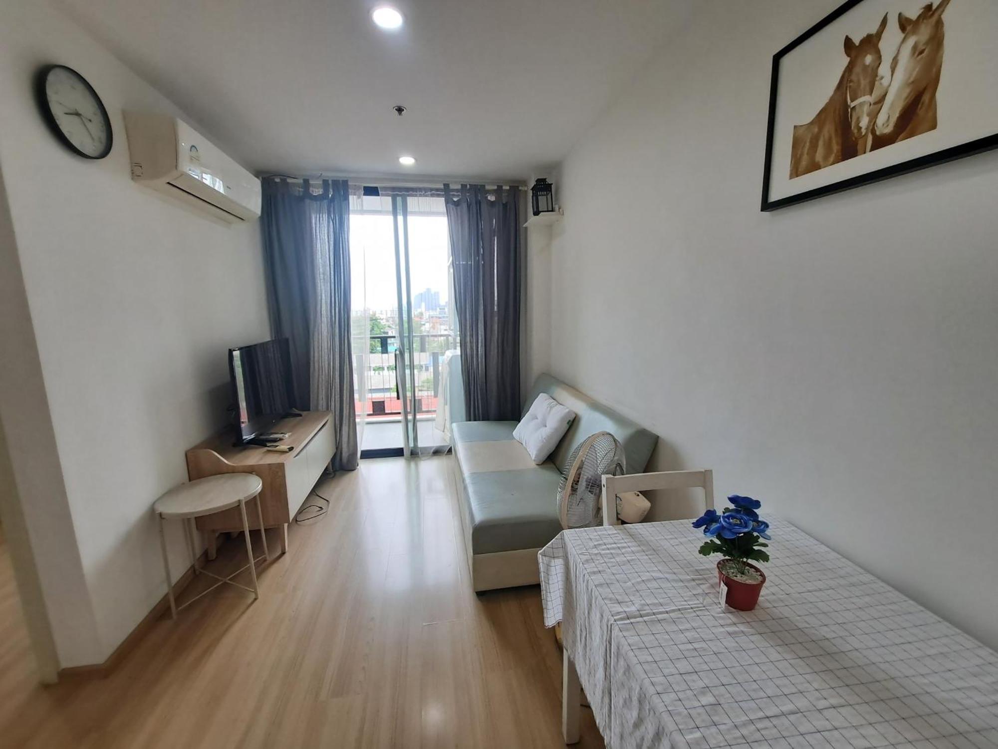 Condo In Bangkok With Swimming Pool Near Malls And Train Luaran gambar
